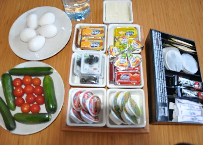 Aparthotel Esguven Apart